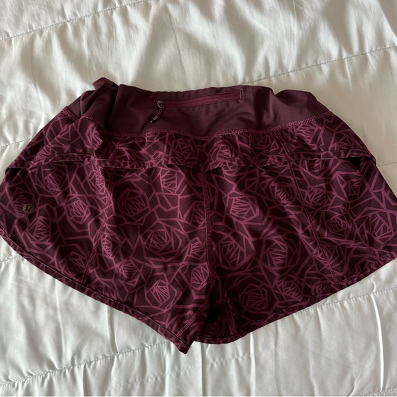 Unique Red Rose Lululemon Speed Up Short - Picture 1 of 3
